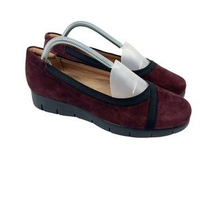 Clarks Women's Daelyn Hill Wedge Pump Aubergine Suede Size 8.5